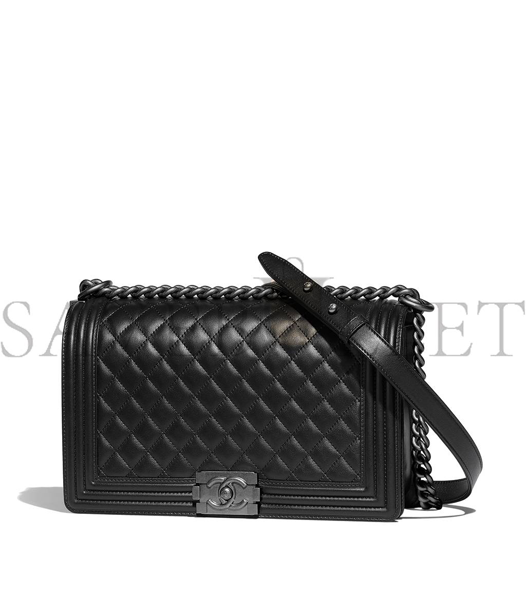 Ch*el large boy Ch*el handbag a92193 y09953 94305 (28*17.5*7.5cm)